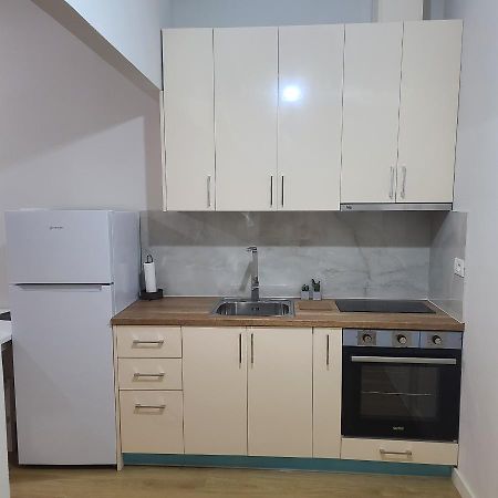 Home Inn Apartaments Tirana Esterno foto